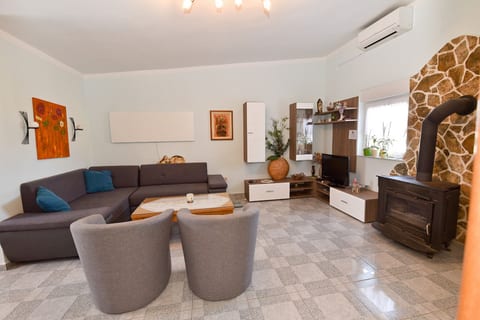 Apartments Karacic - Unit 378497-13
