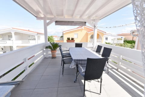 Apartments Karacic - Unit 378497-13