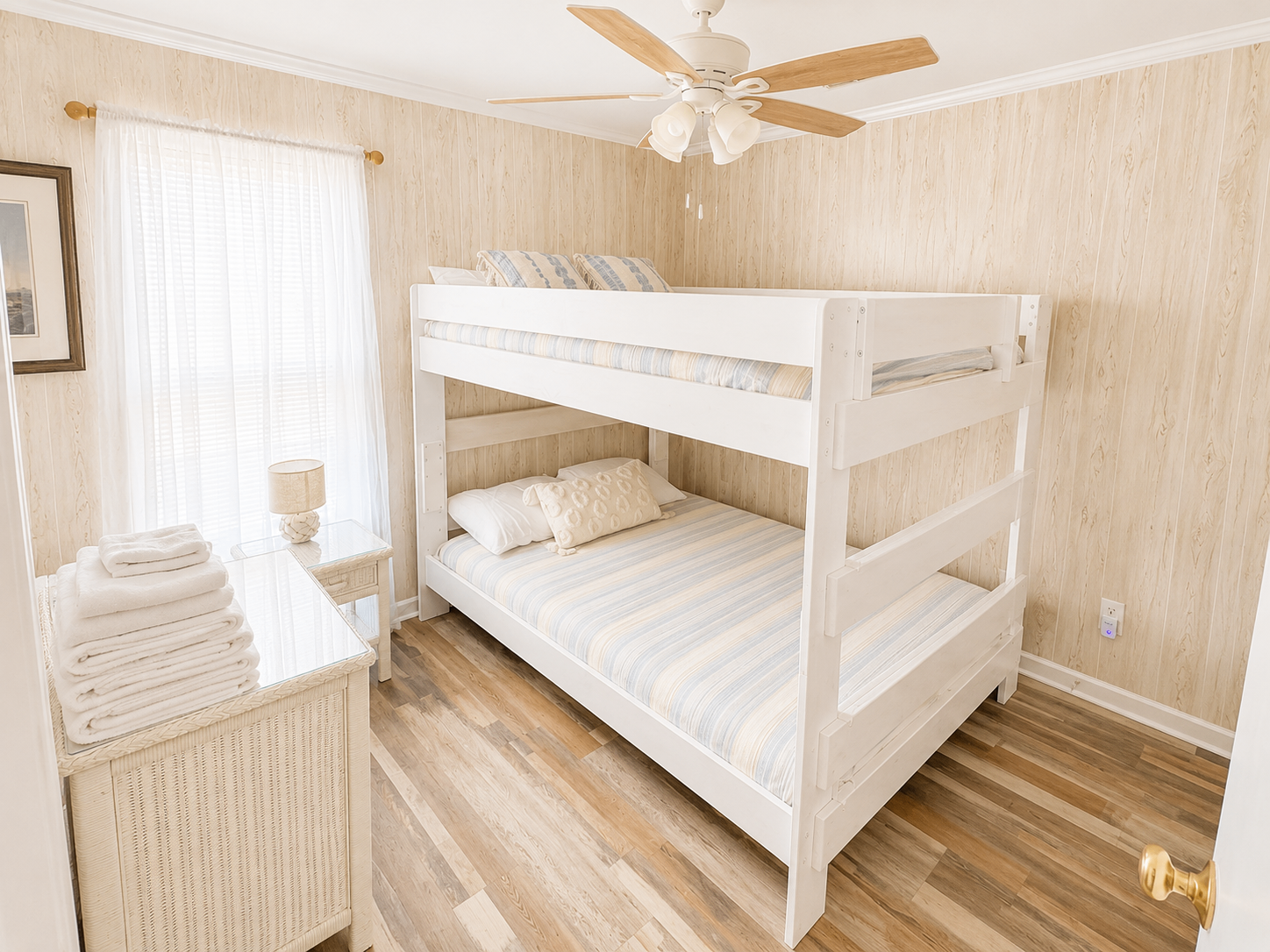 Queen over Queen Bunk Bedroom