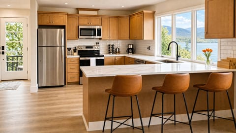 River Suite on Washington