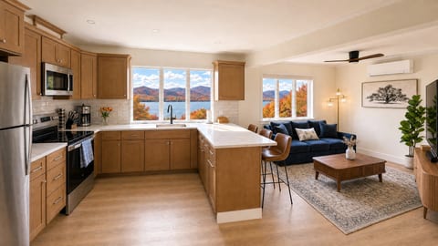 Kitchen & Living Area