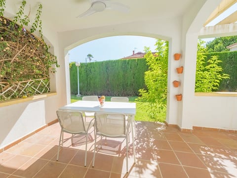 Corner townhouse in a residential development with a community pool image 5