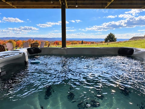 Exterior - Hot Tub
