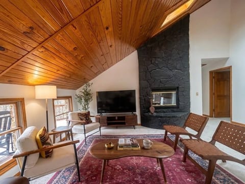 Hot Tub | Game Room | Theater | Fire Pit | Pool