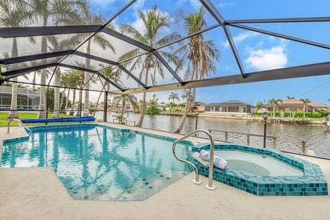 Coconut Cove - Canal Retreat w/Heated Pool&Hot Tub image 1
