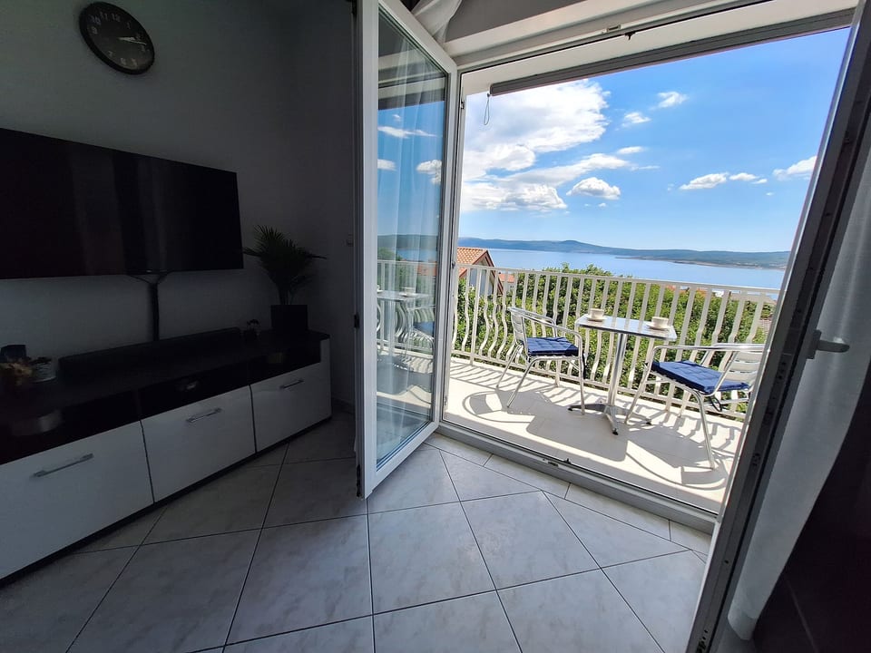 Apartment Roko - Unit 378538-13