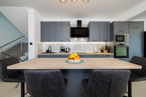 Villa Hermosa - Unit 378555-13