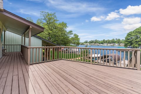 Clemens Cottage on the Lake