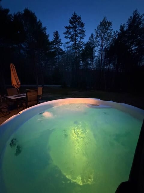 Cozy Mountain Basecamp w/ Private Hot Tub