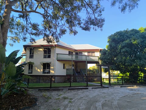 Orchid Blue Holiday House Street View