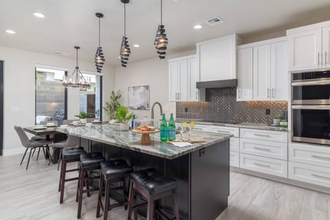 FREE Water Park Access ($300 Value) | Sleeps 14