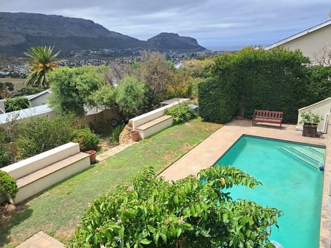 The Lookout | 3 bedroom home in Fish Hoek