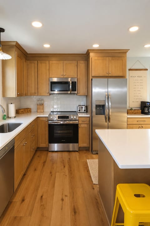Walk to Harborside & Marina|Sleeps 16|Boat Trailer Parking|Minutes to OC Beach