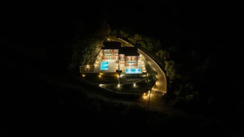 Adaman Villa 1: Luxury Retreat with Infinity Pool