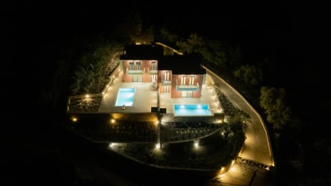 Adaman Villa 2: Fully Accessible Sea-View Retreat