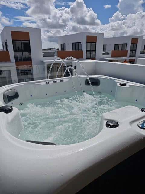 Rooftop Jacuzzi Condo | Free Airport Transfer