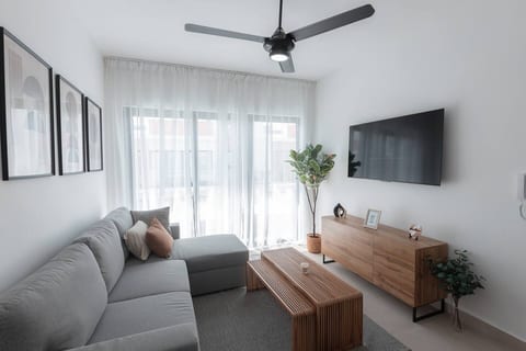 Rooftop Jacuzzi Condo | Free Airport Transfer