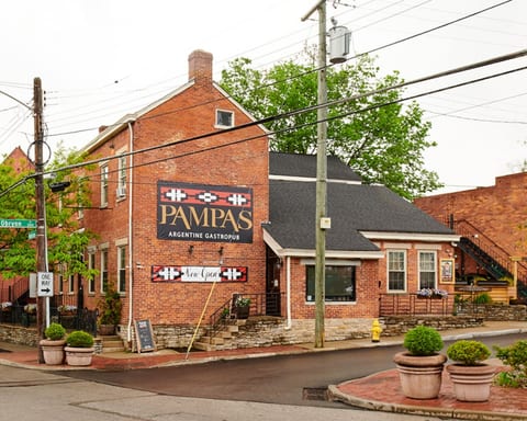 Centrally-located Hyde Park Home