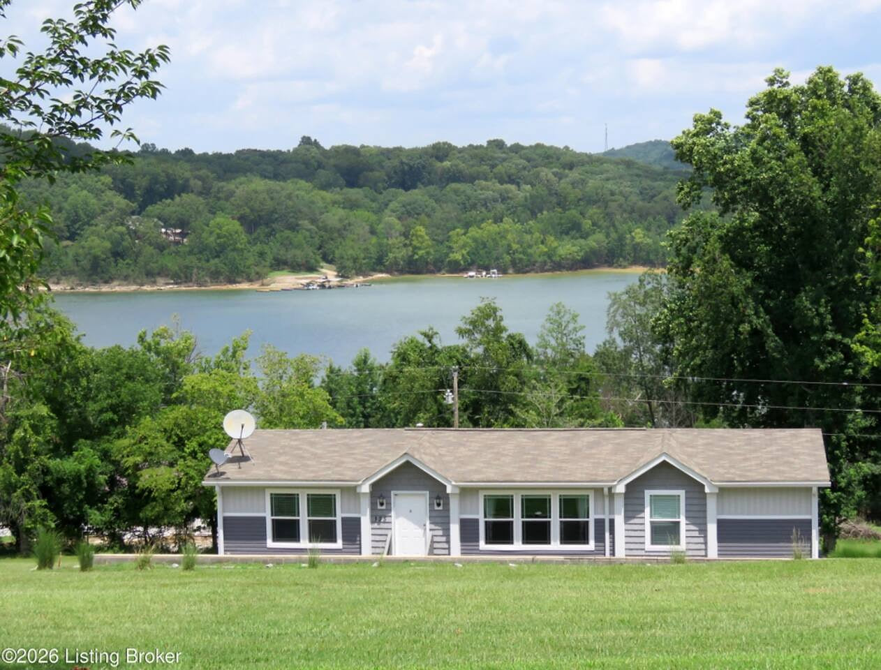*Paradise Found* Lakeview @ Nolin Lake