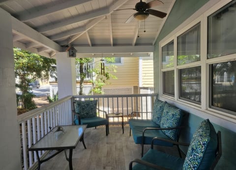 Seafoam Cottage
