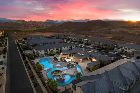 Downtown Hurricane | Resort pool/spa | Sleeps 24+