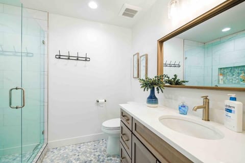 Ski In Luxury BnB | Quick Access Lifts | 8+ Guest