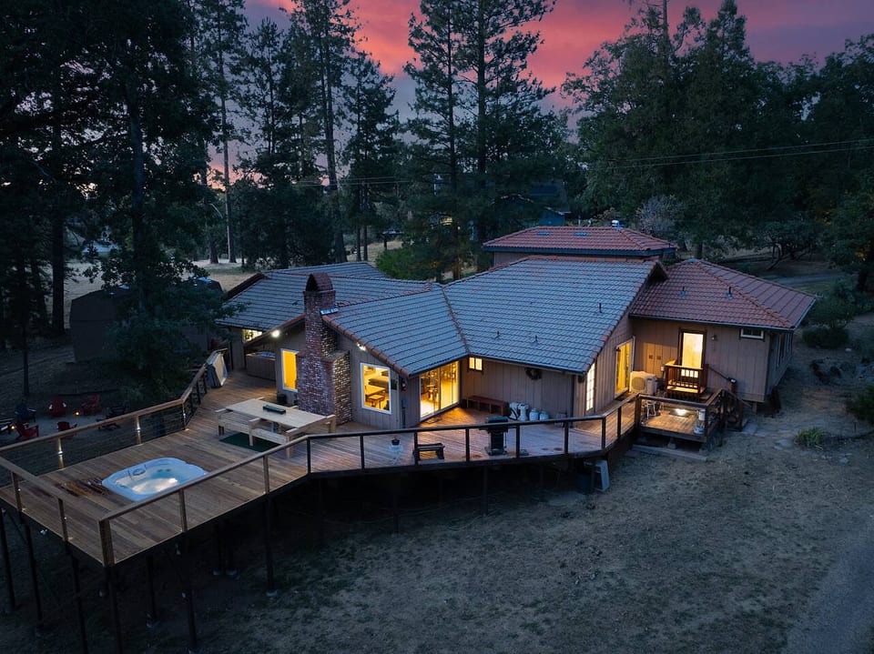 Privado 5BR | Jacuzzi | Noches de Cine | Yosemite - Coarsegold