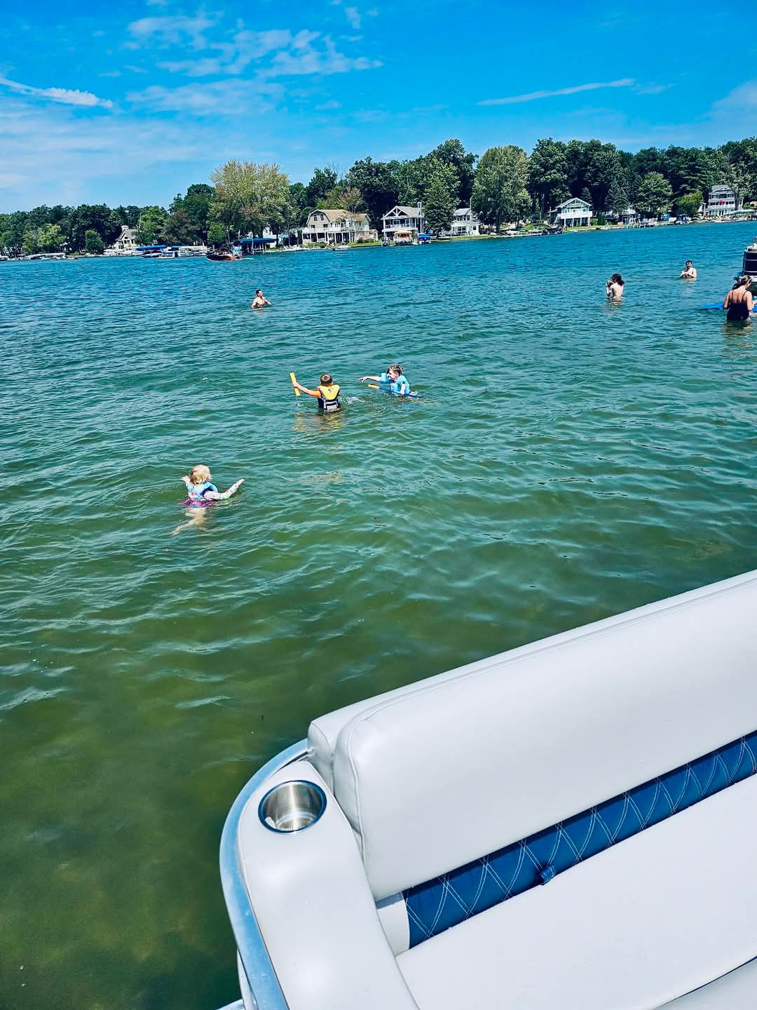 ChipperDays Pontoon FloteBoat