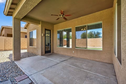 4BR Goodyear Home | Sleeps 10 | W/ King Bed