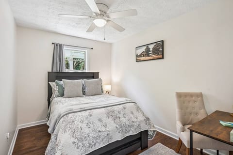 ATL Getaway | 30 Min to Downtown | Pets OK