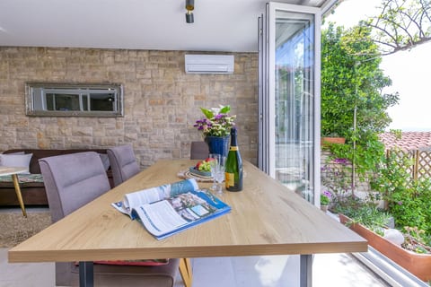 Apartment SeaLine One - Unit 378573-13