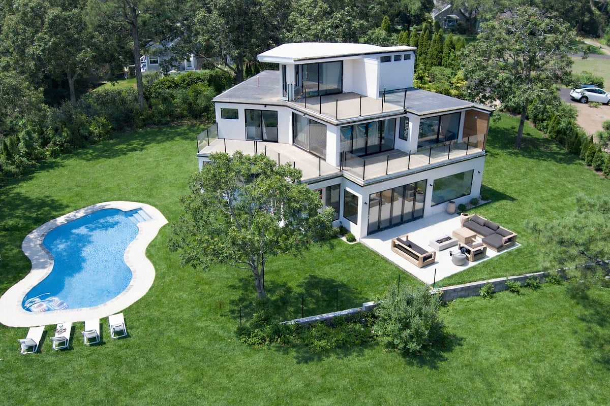 Brand New Waterfront, Private Beach, Heated Pool! image 1