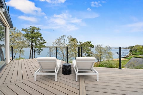 Brand New Waterfront, Private Beach, Heated Pool! image 4