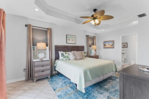 Primary Bedroom w/King Bed