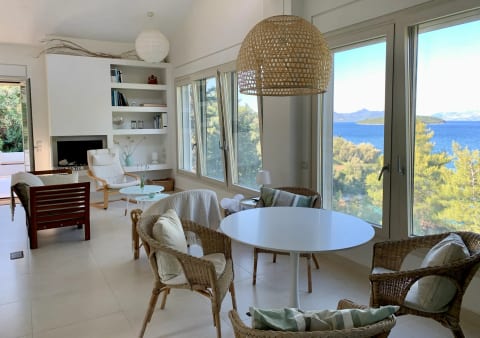 Ktima Bird Paradise: 2-Bedroom Seafront Villa