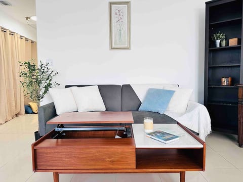 Right on the beach, Ocean Drive Secured Condo