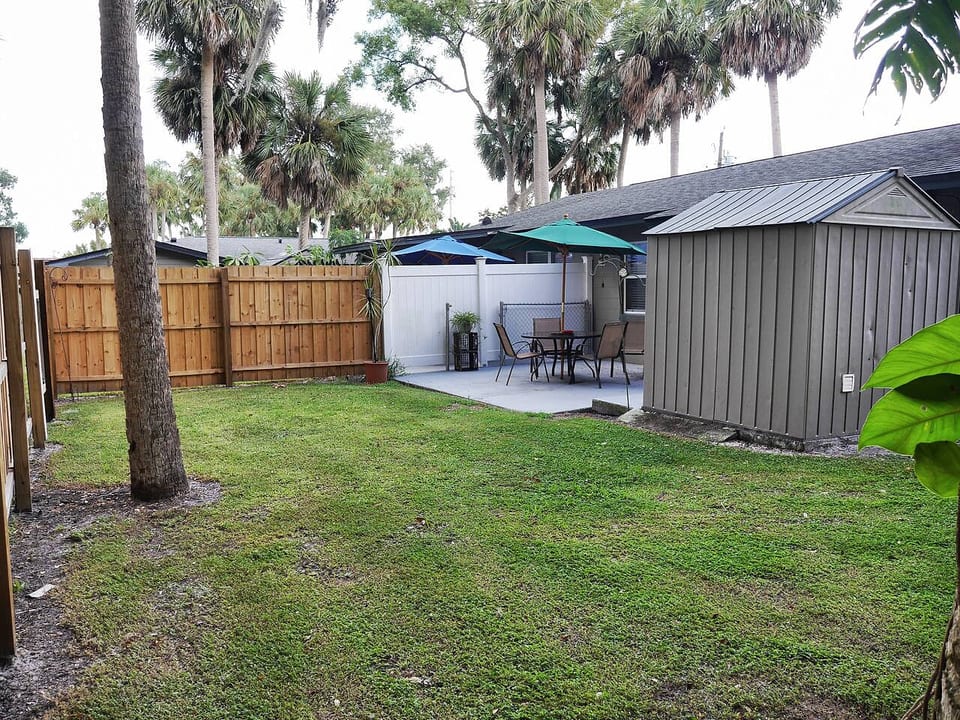 Downtown Duplex A - Amazing location! - Sanford