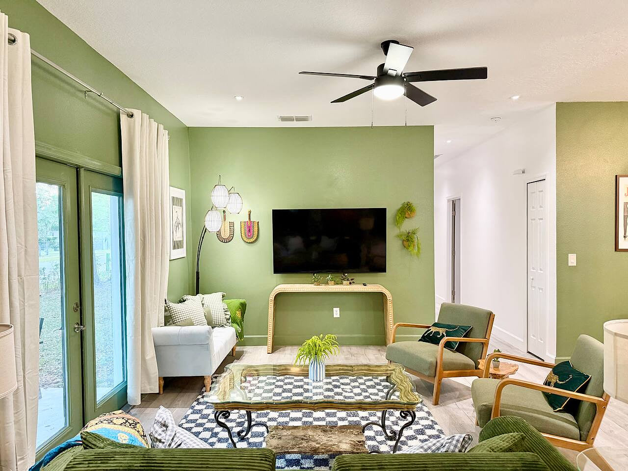 Retreat Near Downtown Sanford | Ping Pong + Patio