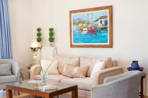 Thalassa 2-Bedroom Seaside Maisonette