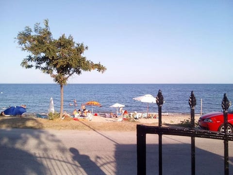 Avdira Seaside House