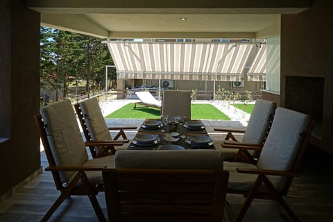 AVRA Vip Villa