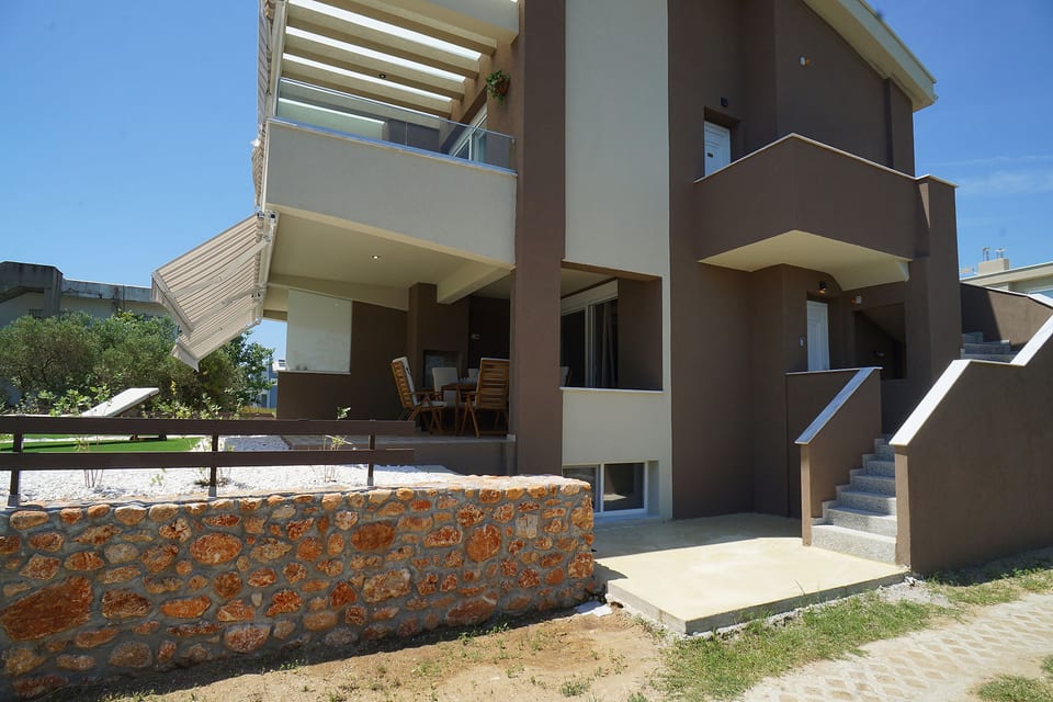 AVRA Vip Villa