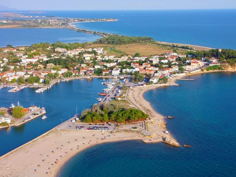 Simos Summer House in Fanari