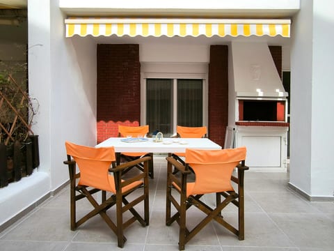 Simos Summer House in Fanari