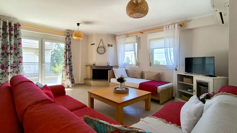 Michaela's apartment in Fanari