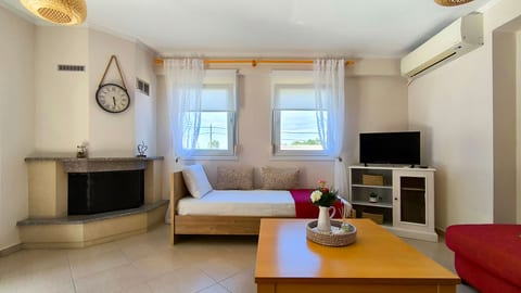 Michaela's apartment in Fanari