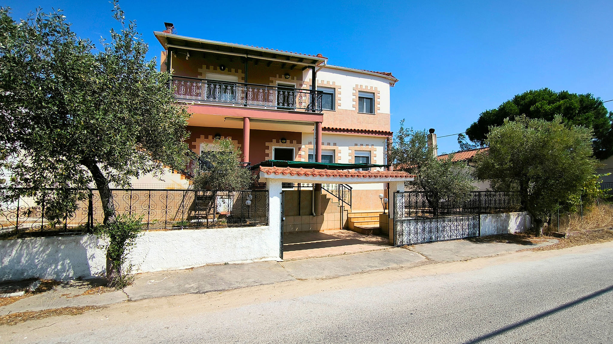 Loizos Ground - Summer House in Porto Molo Avdira