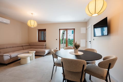 Apartments Villa Merkur - Unit 378623-13