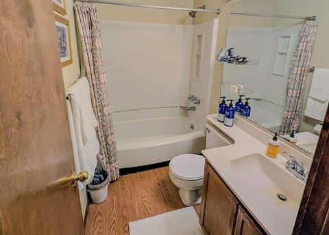Full bathroom