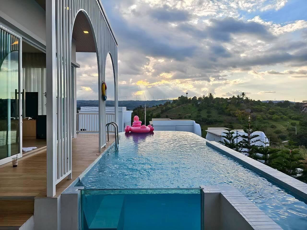 มากอดหมอก พูลวิลลา เขาค้อ G.08